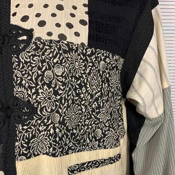Max and Mable vintage mixed print jacket with knot style buttons Sz Large - Picture 8 of 9
